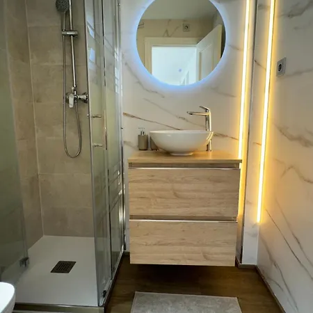 El Pilar A 7 Minutos